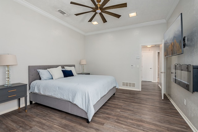 3212 Appalachian Way, Plano, TX 75075 - bedroom with dark wood-style flooring, crown molding, and a ceiling fan