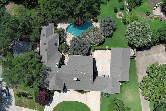6015 Meadowcreek Dr, Dallas, TX 75248 - drone / aerial view of a pool