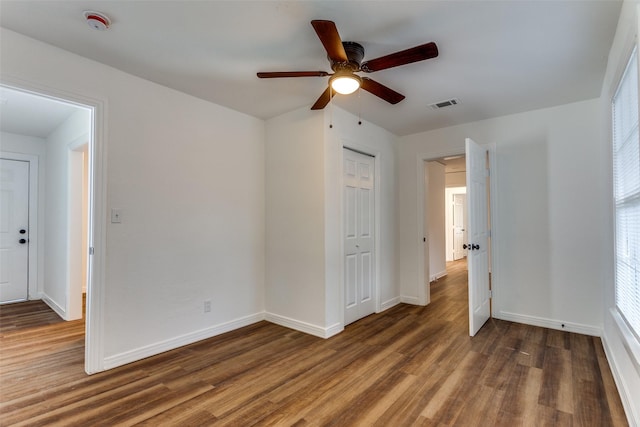 4104 Valentine St, Fort Worth, TX 76107 - empty room with a ceiling fan, wood finished floors, baseboards, and a smoke detector