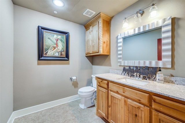 395 Yacht Cb Rd, Oak Point, TX 75068 - half bathroom with toilet, vanity, and baseboards