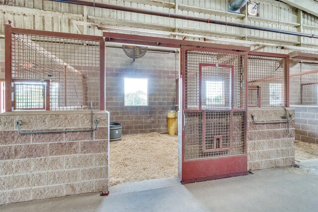 395 Yacht Cb Rd, Oak Point, TX 75068 - view of stable