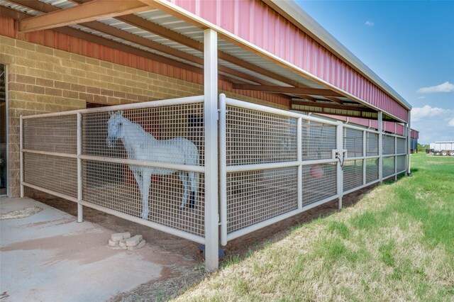 395 Yacht Cb Rd, Oak Point, TX 75068 - view of stable