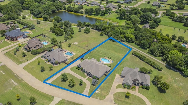 3340 Pleasantville Rd, Midlothian, TX 76065 - aerial view of residential area featuring property boundaries highlighted and a nearby body of water