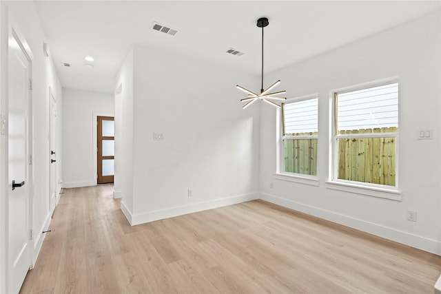 4523 Wahoo St, Dallas, TX 75210 - unfurnished dining area featuring light wood-style floors, baseboards, and recessed lighting