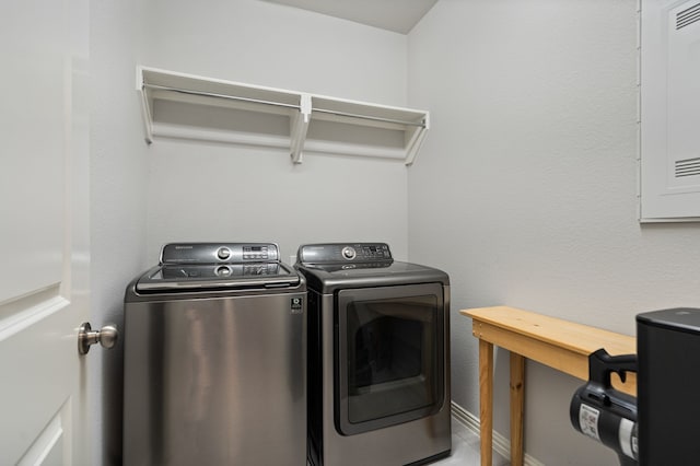 7020 Cross Point Ln, Little Elm, TX 76227 - laundry room featuring washer and dryer and baseboards