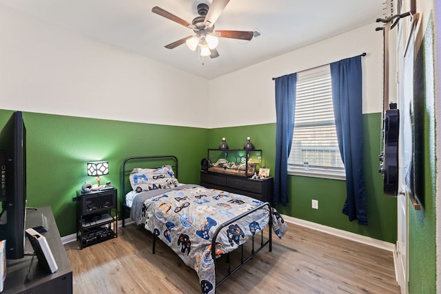 1615 White Mountain Way, Princeton, TX 75407 - bedroom featuring wood finished floors, baseboards, and a ceiling fan