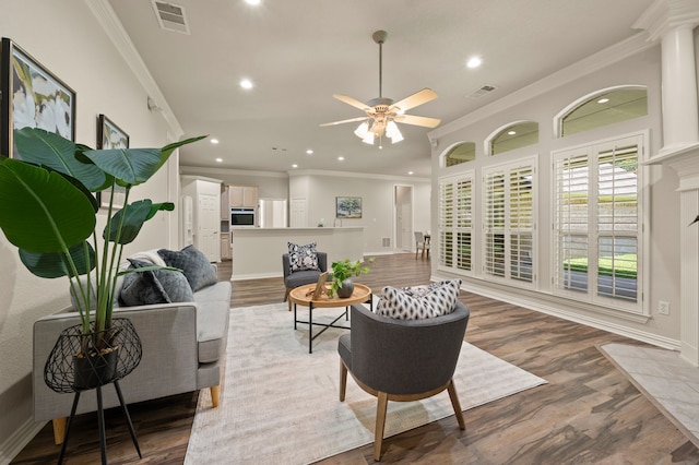324 Lakeside Oaks Cir, Lakeside, TX 76135 - living room featuring recessed lighting, a ceiling fan, ornamental molding, wood finished floors, and baseboards