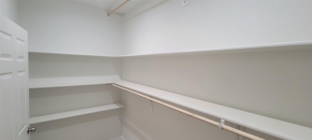 1305 Dewberry Dr, Wilmer, TX 75172 - view of pantry