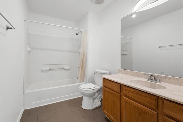 8109 Dripping Springs Dr, Fort Worth, TX 76134 - bathroom featuring vanity, toilet, shower / tub combo with curtain, and tile patterned floors