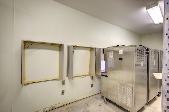1213 Washington St Unit B, Commerce, TX 75428 - view of basement