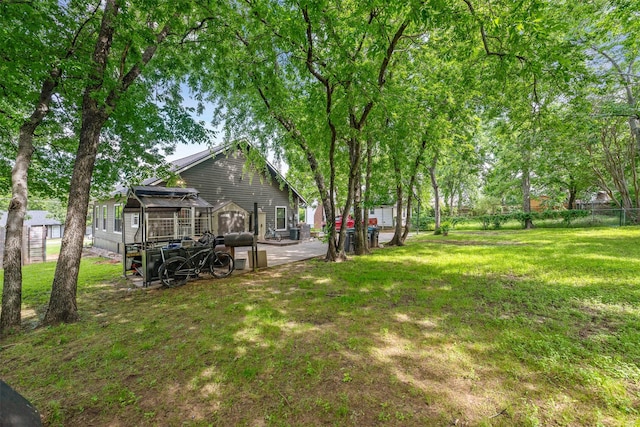 2832 Forest Ave, Fort Worth, TX 76112 - view of yard featuring an outdoor structure