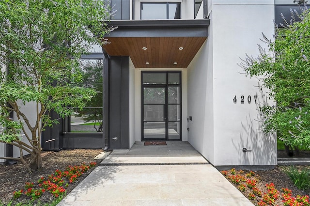 4207 Valley Ridge Rd, Dallas, TX 75220 - entrance to property featuring stucco siding