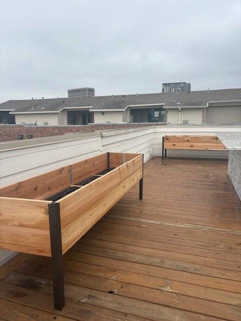 2411 N Hall St Unit 40, Dallas, TX 75204 - view of wooden terrace