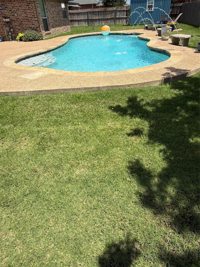 504 Greenwood Ln, Krum, TX 76249 - view of pool