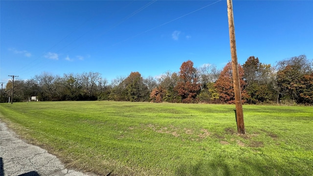 711 Paris, Ladonia, TX 75449