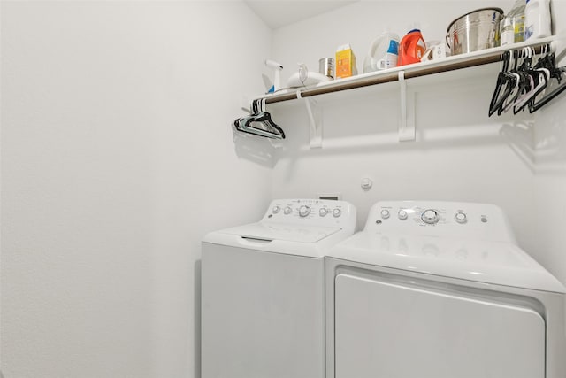 1713 Claireborne Ct, Little Elm, TX 75068 - laundry room with independent washer and dryer