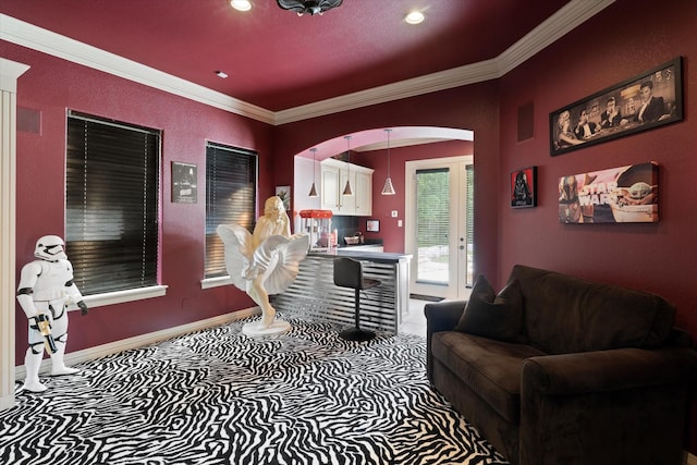 1608 Rivercrest Ct, Fort Worth, TX 76107 - office with carpet flooring, arched walkways, ornamental molding, baseboards, and recessed lighting