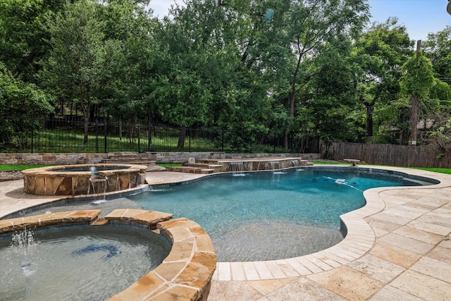 1608 Rivercrest Ct, Fort Worth, TX 76107 - view of pool with a fenced backyard, a pool with connected hot tub, and view of scattered trees