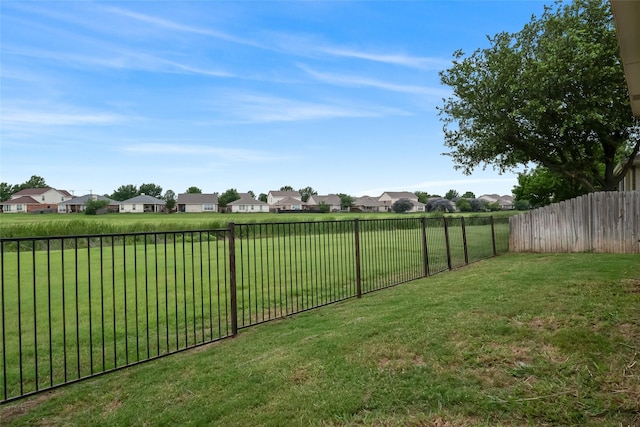 10833 Hawks Landing Rd, Fort Worth, TX 76052 - view of yard featuring a residential view