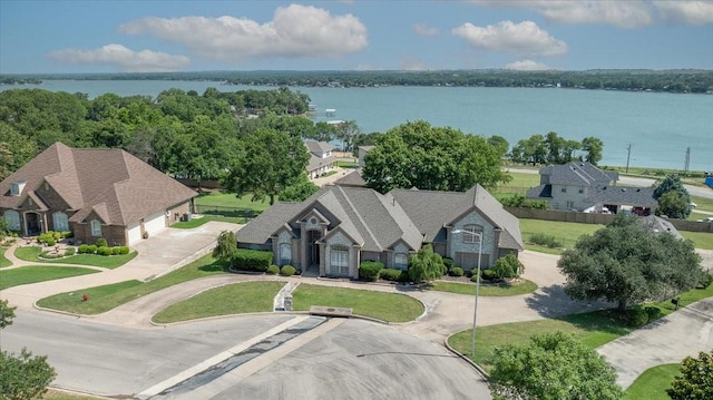 3633 Cliff View Loop, Weatherford, TX 76087 - aerial view of property and surrounding area featuring a large body of water