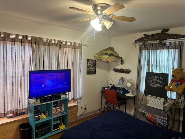 567 N Rice, Hamilton, TX 76531 - bedroom featuring a ceiling fan