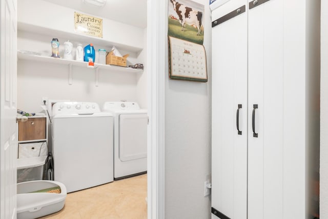 3216 Jackal Dr, Lorena, TX 76655 - washroom with washer and clothes dryer
