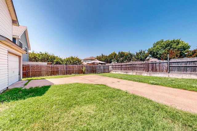 205 Callender Dr, Fort Worth, TX 76108 - view of yard