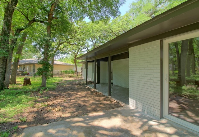 3404 Alhambra Dr, Forest Hill, TX 76119 - view of yard