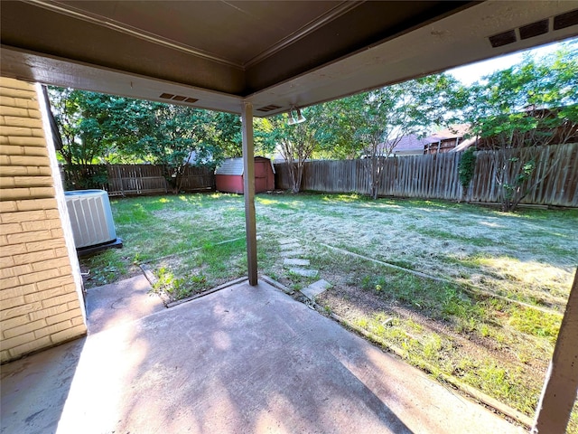 2946 Ridgewood Dr, Grapevine, TX 76051 - view of yard featuring a patio and cooling unit