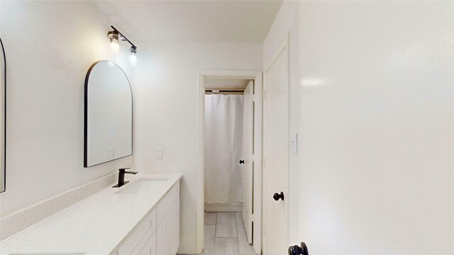 903 Turtle Lake Blvd Unit 268, Irving, TX 75060 - bathroom featuring vanity and a shower with curtain