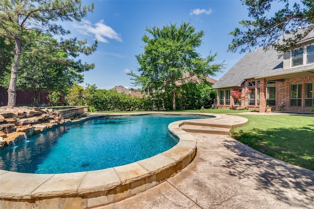 808 Country Club Dr, Heath, TX 75032 - view of pool with a yard