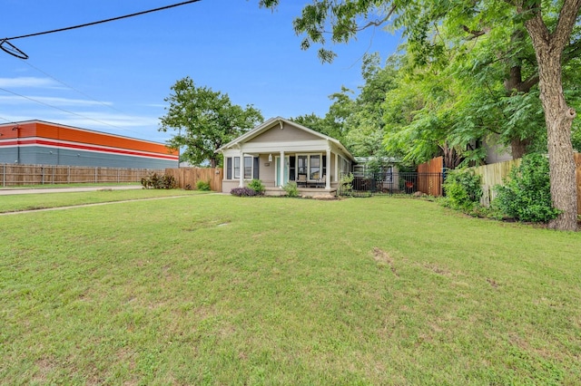 306 W Ross St, Waxahachie, TX 75165 - view of front facade with covered porch