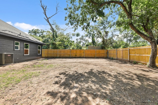 3813 Galvez Ave, Fort Worth, TX 76111 - fenced backyard with cooling unit