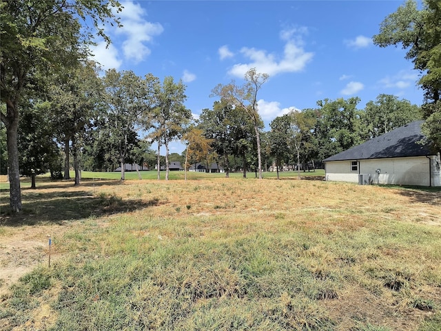 205 Saint Andrews Dr, Mabank, TX 75156
