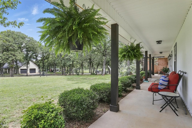 9816 County Road 603c, Burleson, TX 76028 - view of grassy yard featuring a porch