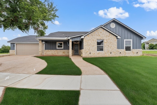 407 Charleston Park Dr, Woodway, TX 76712 - single story home featuring board and batten siding, stone siding, a front yard, and driveway