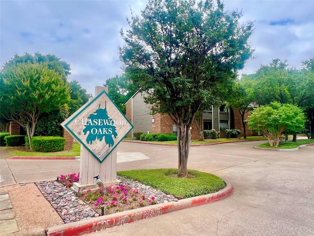 1206 Riverchase Ln Unit 250, Arlington, TX 76011 - view of community / neighborhood sign