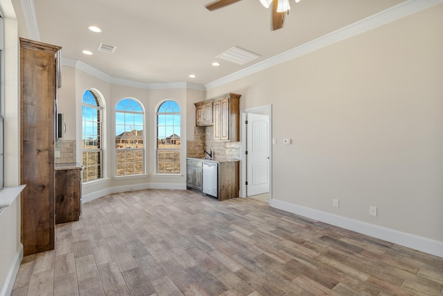 1022 Foolish Pleasure Dr, Terrell, TX 75160 - unfurnished living room with crown molding, light wood-style flooring, a ceiling fan, baseboards, and recessed lighting