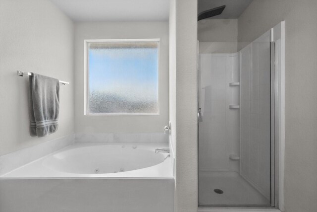 1717 Quail Grove Dr, Fort Worth, TX 76177 - full bath with a shower stall and a whirlpool tub