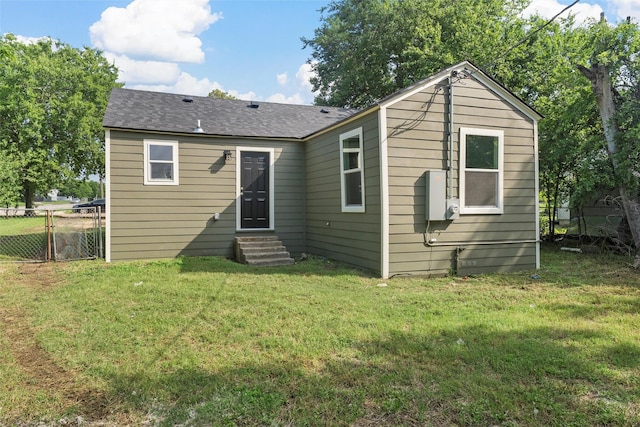 2508 Windsor Ave, Waco, TX 76708 - back of property featuring entry steps and a shingled roof