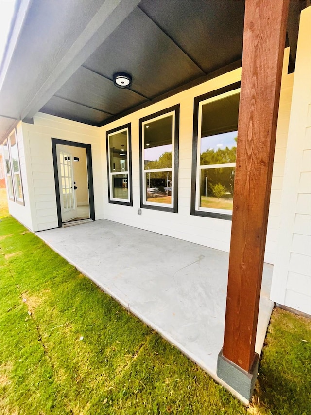 2309 Forest Hill Ln, Granbury, TX 76048 - view of patio / terrace