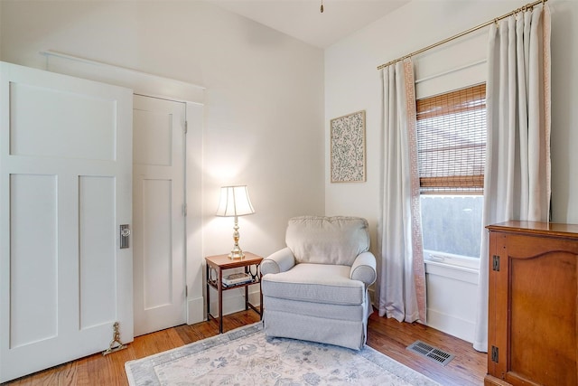 2913 Willing Ave, Fort Worth, TX 76110 - sitting room featuring light wood-style flooring