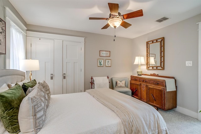 2913 Willing Ave, Fort Worth, TX 76110 - carpeted bedroom featuring baseboards and ceiling fan