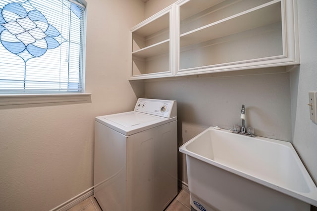 4404 Bentley Dr, Plano, TX 75093 - washroom with washer / clothes dryer and healthy amount of natural light