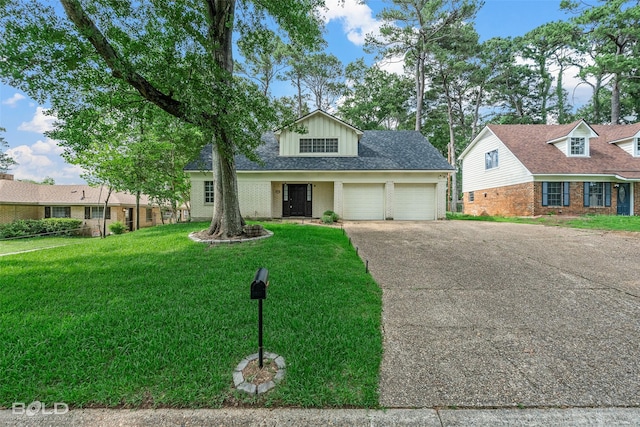 1226 Manor Pl, Shreveport, LA 71118 - traditional-style home featuring brick siding, a garage, concrete driveway, and a front lawn