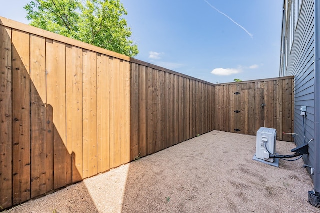 5320 Reiger Ave Unit 101, Dallas, TX 75214 - view of yard featuring ac unit