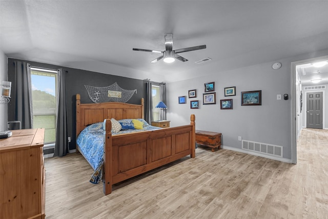 120 Hollie Dr, Red Oak, TX 75154 - bedroom with light wood-style floors, baseboards, and ceiling fan