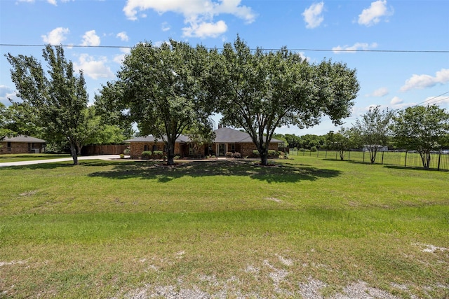 120 Hollie Dr, Red Oak, TX 75154 - view of yard with driveway