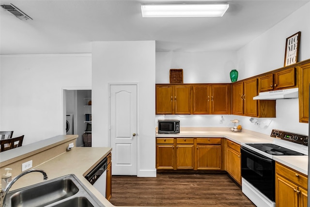 432 Maplegrove Rd, Cedar Hill, TX 75104 - kitchen with electric range oven, under cabinet range hood, light countertops, dark wood-style flooring, and a sink