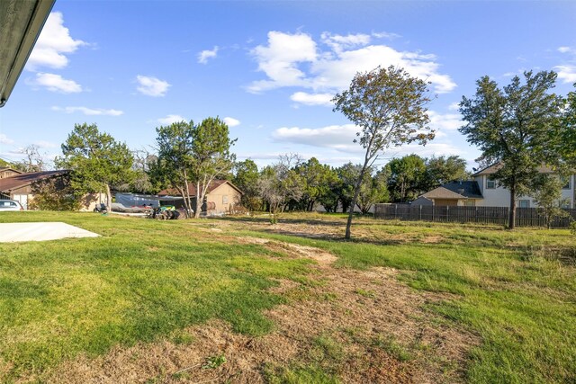 1621 S Chisholm Trl, Granbury, TX 76048 - view of yard
